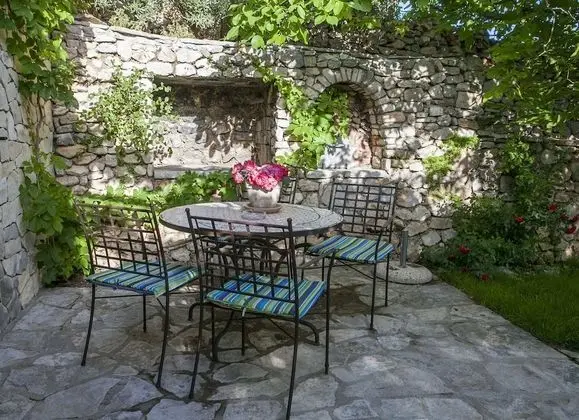 Ev (Vojo - private swimming pool - H(4))