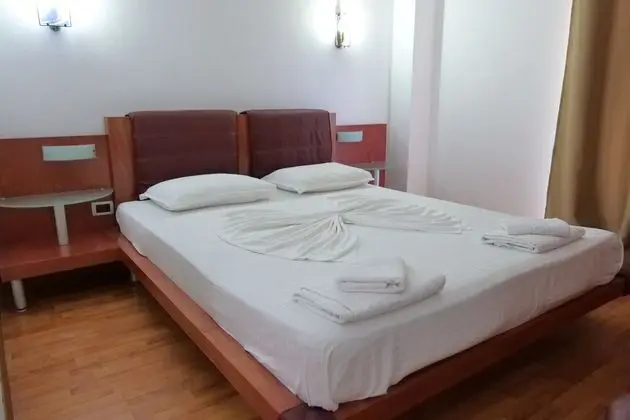 Tek Büyük Yataklı Oda, Balkon, Deniz Manzaralı