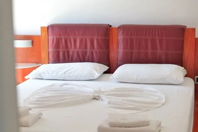 Tek Büyük Yataklı Oda, Balkon, Deniz Manzaralı