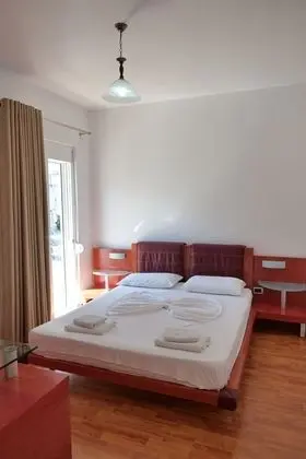 Tek Büyük Yataklı Oda, Balkon, Deniz Manzaralı