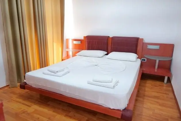 Tek Büyük Yataklı Oda, Balkon, Deniz Manzaralı