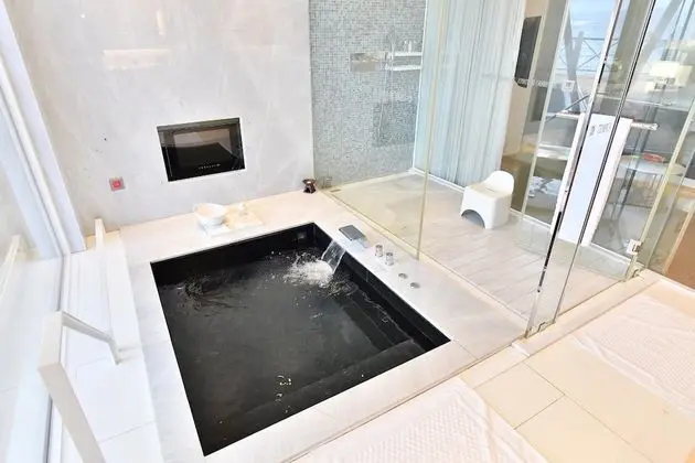 Honeymoon Süit, 1 En Büyük (King) Boy Yatak, Sigara İçilmez, Denize Sıfır