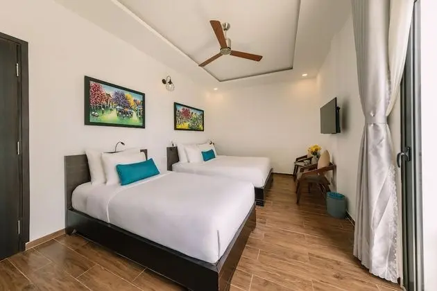 Deluxe Üç Kişilik Oda, Balkon