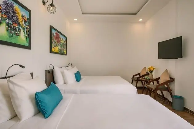 Deluxe Üç Kişilik Oda, Balkon