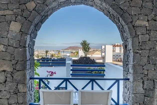 Tek Büyük Yataklı Oda, Kısmi Deniz Manzarası