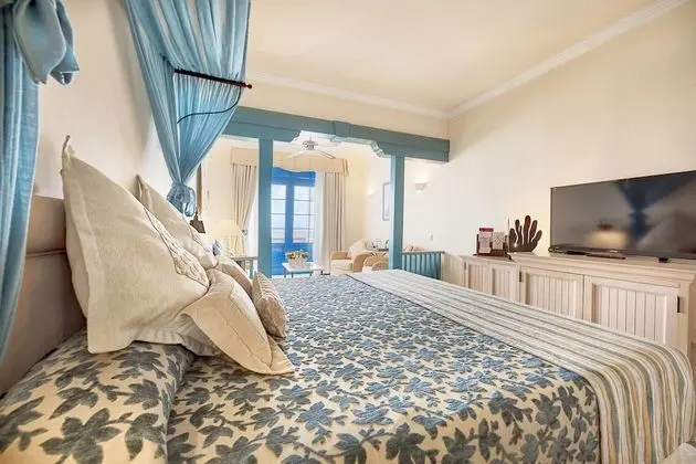 Tek Büyük Yataklı Oda, Okyanus Manzaralı (2 adults and 1 child)