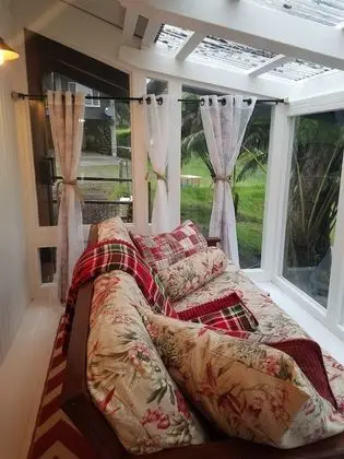 Luxury Bungalov, 1 Yatak Odası, Şömine, Göl Manzaralı (Punawai Hale)