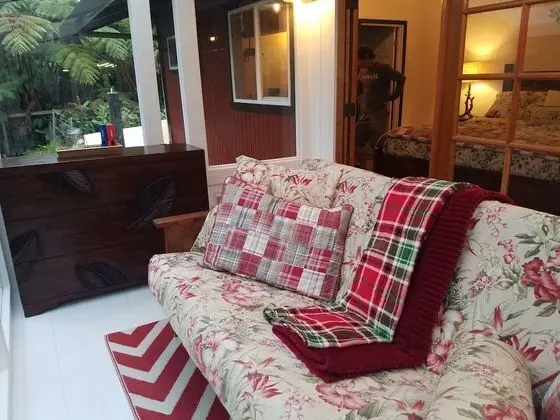 Luxury Bungalov, 1 Yatak Odası, Şömine, Göl Manzaralı (Punawai Hale)