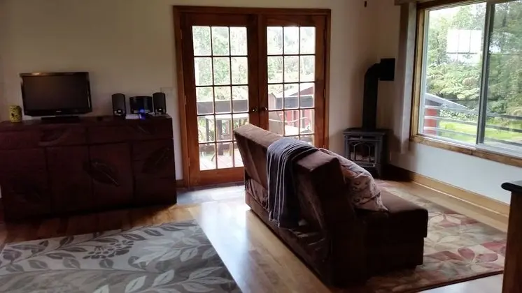 Luxury Stüdyo Süit, 1 Yatak Odası, Jakuzi, Bahçe Manzaralı (Ohia Ranch Retreat)