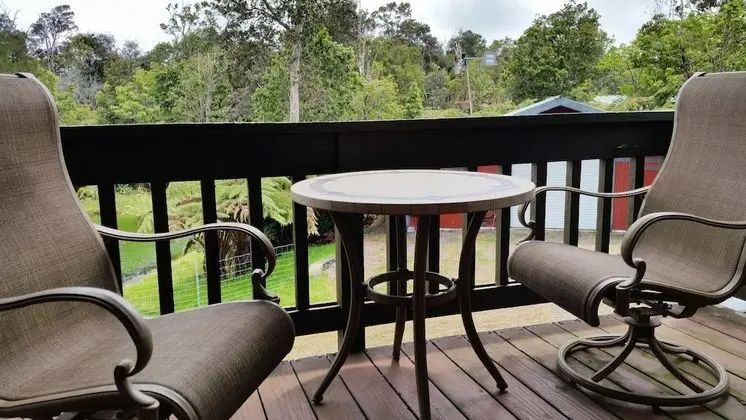 Luxury Stüdyo Süit, 1 Yatak Odası, Jakuzi, Bahçe Manzaralı (Ohia Ranch Retreat)