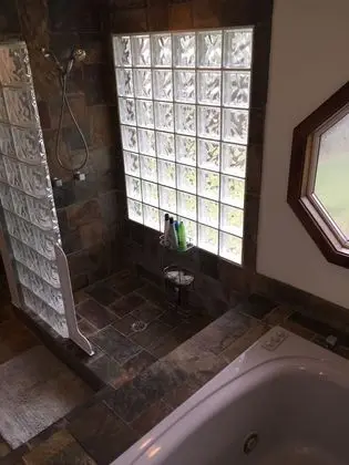 Luxury Stüdyo Süit, 1 Yatak Odası, Jakuzi, Bahçe Manzaralı (Ohia Ranch Retreat)