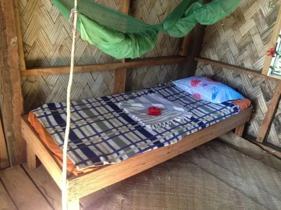 Basic Bungalov, Ortak Banyo
