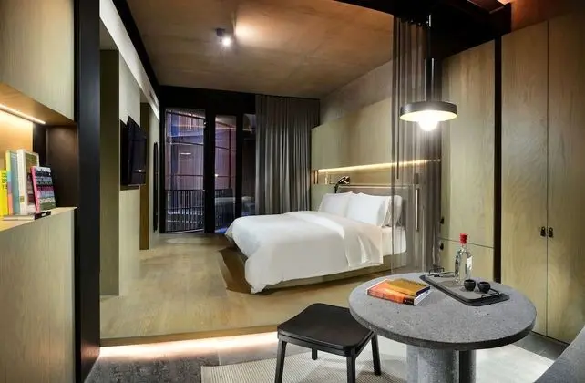 Premium Oda, 1 En Büyük (King) Boy Yatak, Özel Banyo, Avlu Manzaralı