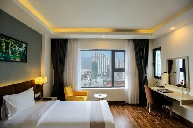 Deluxe Tek Büyük Yataklı Oda, Şehir Manzaralı
