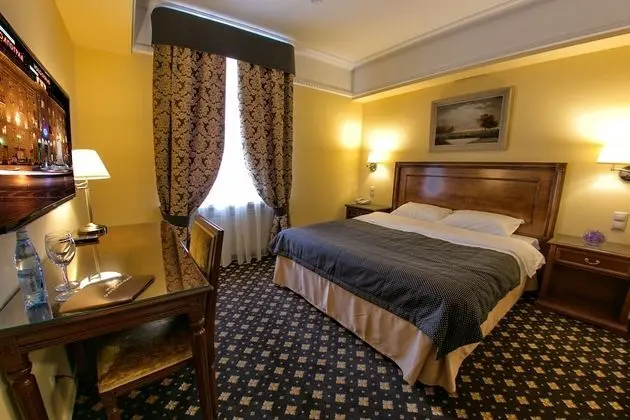Comfort Tek Büyük Yataklı Oda