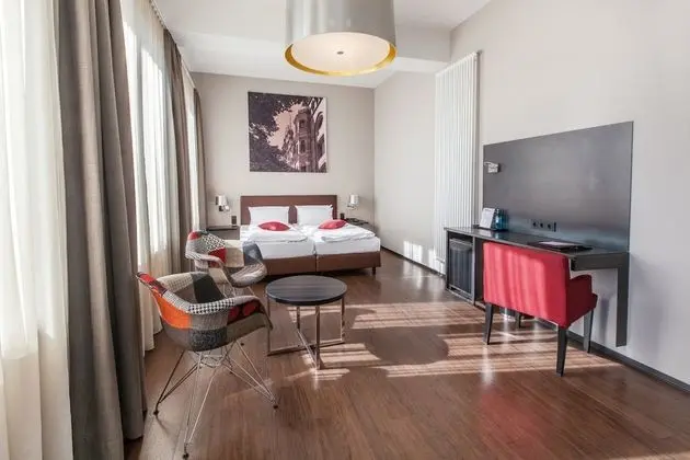 Comfort Tek Büyük Yataklı Oda