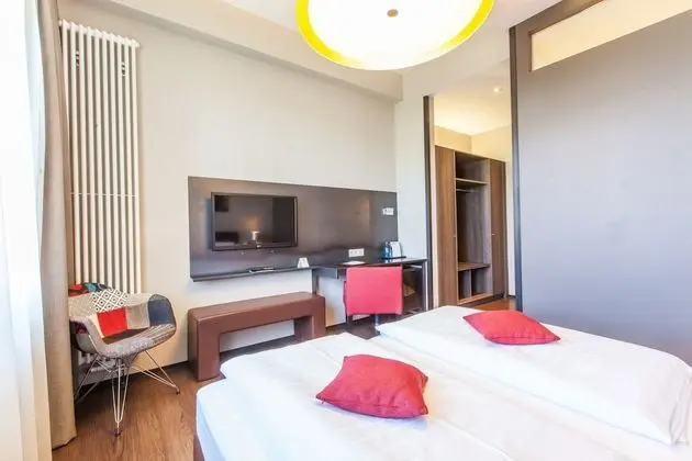 Economy Tek Büyük Yataklı Oda