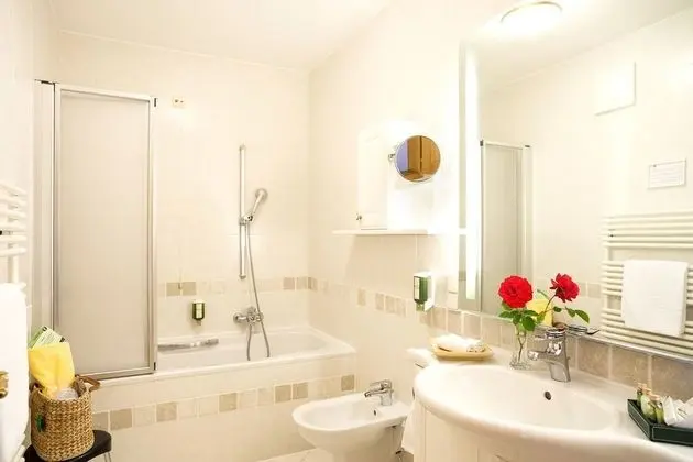 Deluxe Tek Büyük Yataklı Oda (Typ C)