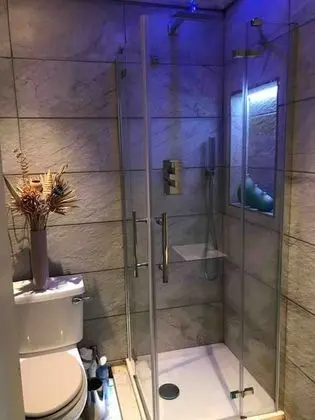 Ev
