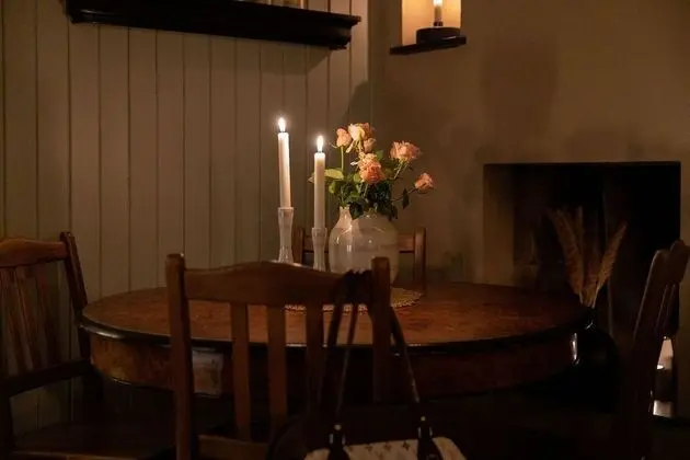 Superior Apart Daire, 1 Büyük (Queen) Boy Yatak ve Çekyat (150 m from the lake)