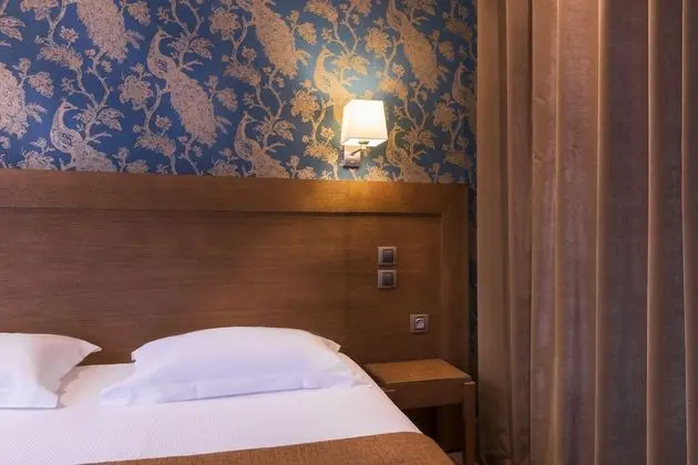 Classic Tek Büyük Yataklı Oda