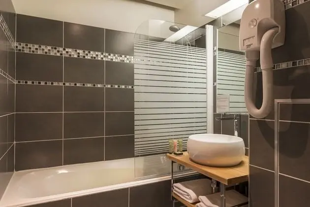 Classic Tek Büyük Yataklı Oda