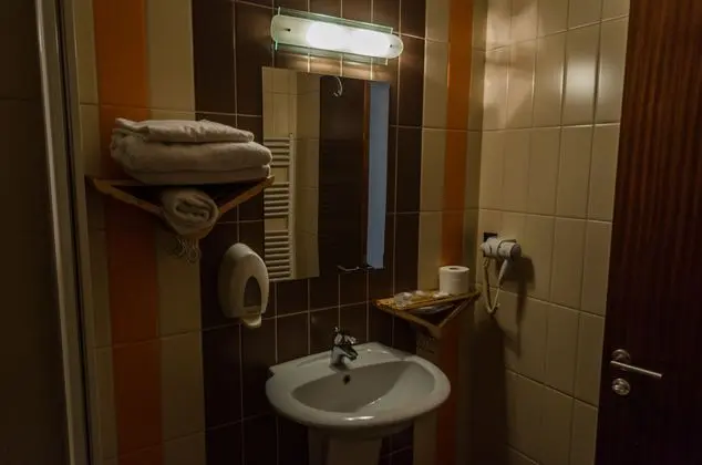 1 Çift Kişilik Veya 2 Tek Kişilik Yatak Standard