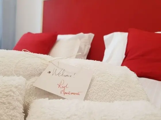 Apart Daire, 2 Yatak Odası, Teras, Avlu Manzaralı