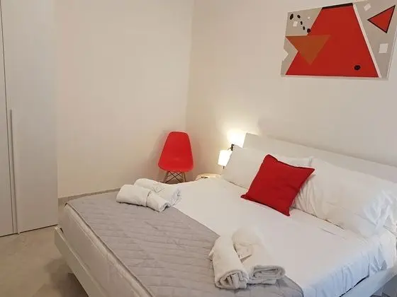 Apart Daire, 2 Yatak Odası, Teras, Avlu Manzaralı