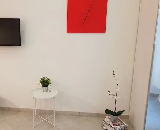 Apart Daire, 2 Yatak Odası, Teras, Avlu Manzaralı