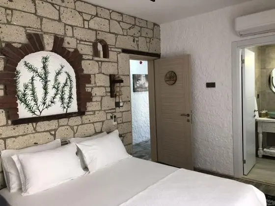 Standart Oda, Sokak Manzaralı