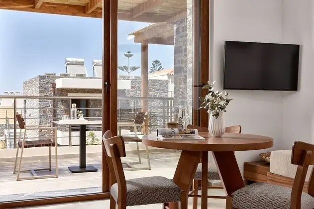 One Bedroom Suite with Pool and Garden View