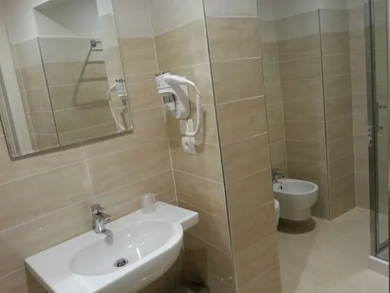 Premier Oda, 1 Tek Kişilik Yatak