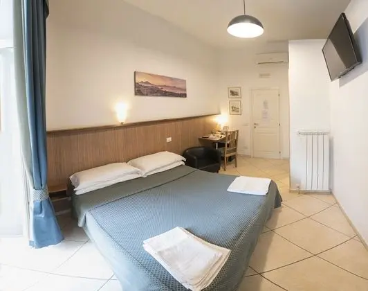 Basic Büyük Yataklı Tek Kişilik Oda, 1 Büyük (Queen) Boy Yatak