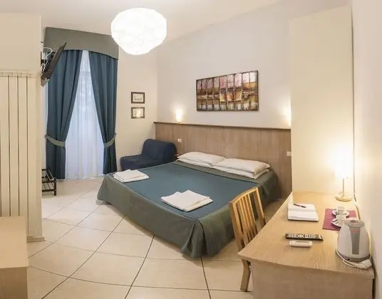 Basic Tek Büyük Yataklı Oda, 1 Büyük (Queen) Boy Yatak