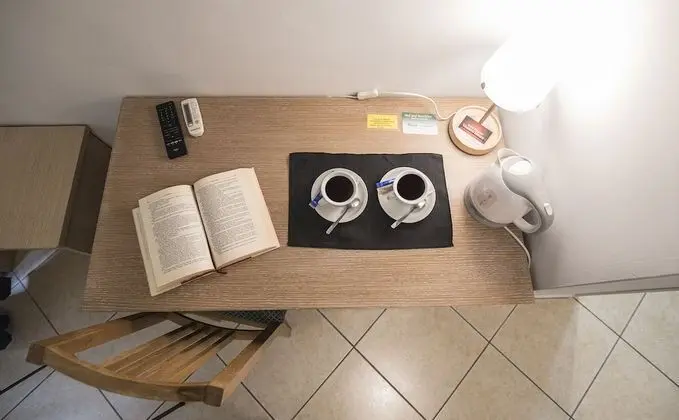 Basic Tek Büyük Yataklı Oda, 1 Büyük (Queen) Boy Yatak