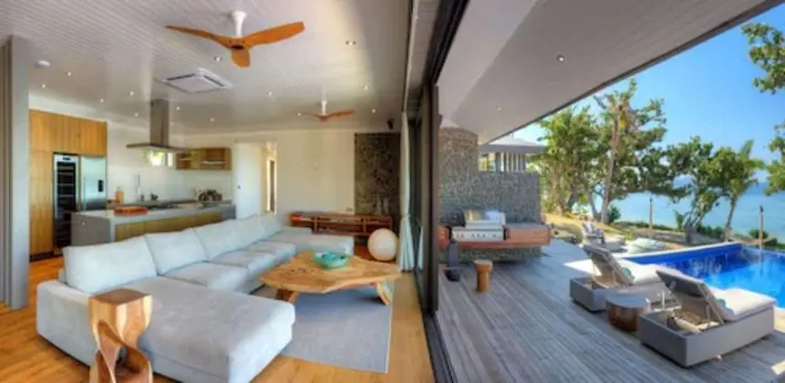 Luxury Villa, 3 Yatak Odası, Plaj Manzaralı, Denize Sıfır