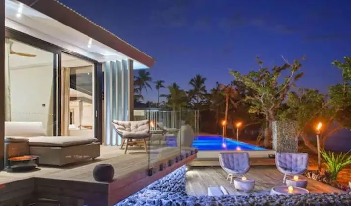 Luxury Villa, 3 Yatak Odası, Plaj Manzaralı, Denize Sıfır