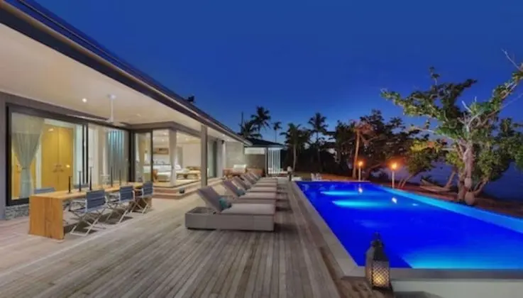 Luxury Villa, 3 Yatak Odası, Plaj Manzaralı, Denize Sıfır