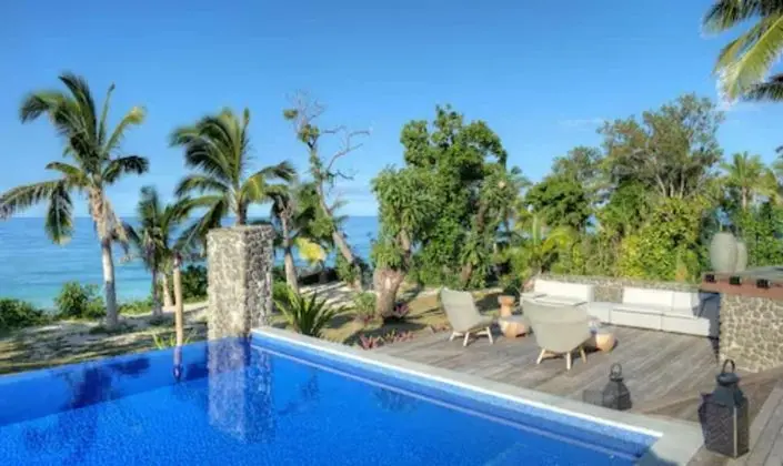 Luxury Villa, 3 Yatak Odası, Plaj Manzaralı, Denize Sıfır