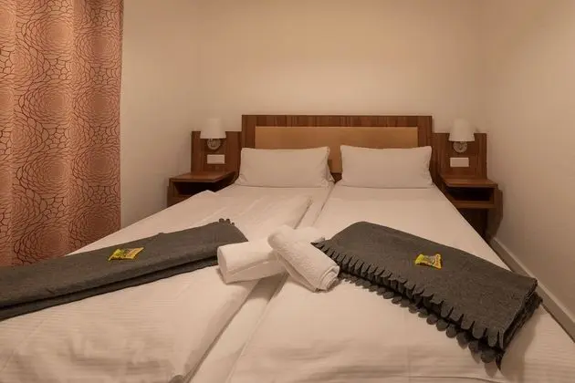 Comfort Tek Büyük Yataklı Oda