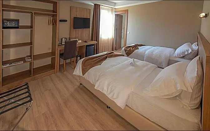 Standart Oda, Şehir Manzaralı