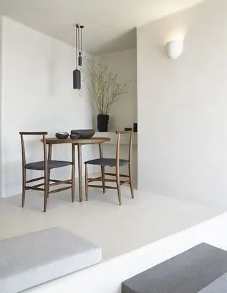 Villa (Alpha)