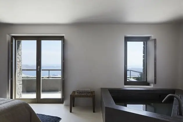 Villa (Alpha)