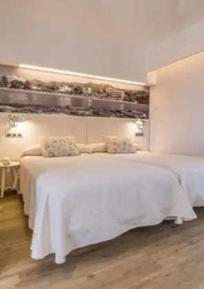 Double Room Mountain View with balcony