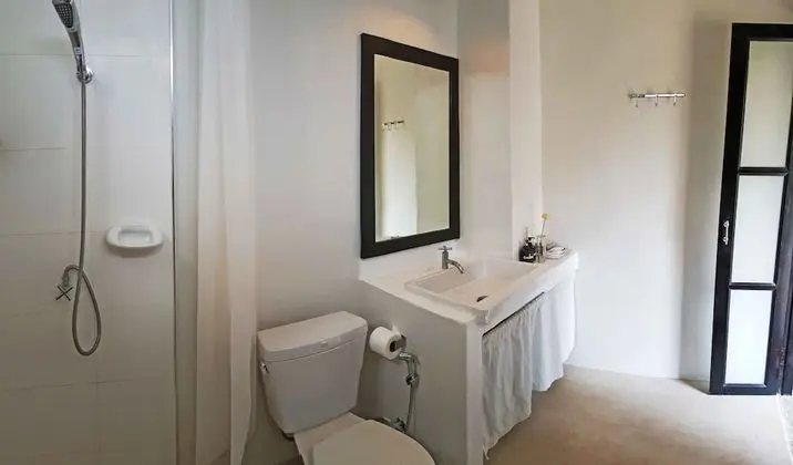 Vorona Room