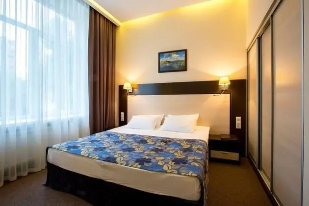 Comfort Tek Büyük veya İki Ayrı Yataklı Oda