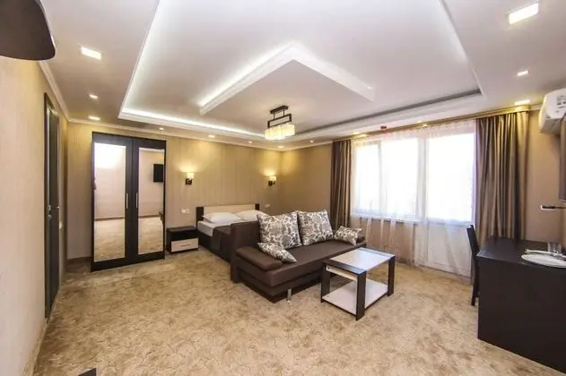 Süit, 1 En Büyük (King) Boy Yatak