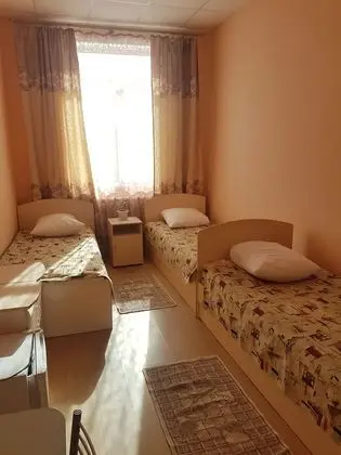 Economy Üç Kişilik Oda, Ortak Banyo