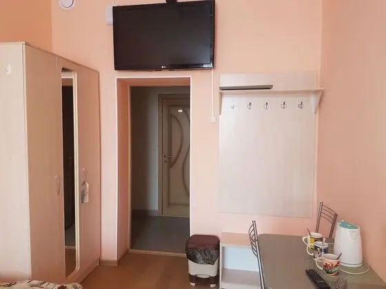 Economy Üç Kişilik Oda, Ortak Banyo